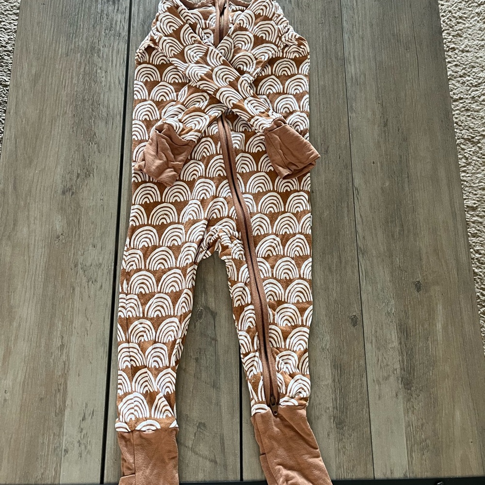 Brown rainbow neutral little sleepies
